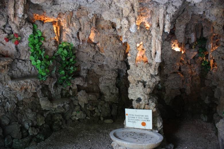 The Artificial Grotto