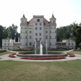 Wojanów Palace