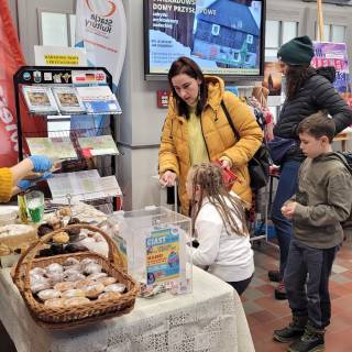 PIERWSZA WYMIANA UBRAŃ i KIERMASZ CIAST DLA NIKOLI - 18.11.2023 r. 