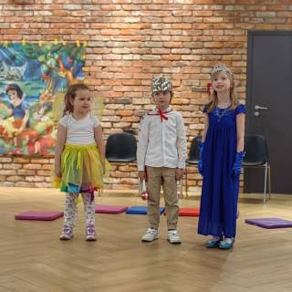 WIZYTA PRZEDSZKOLAKÓW W STACJI KULTURY 15.04.2025 R.